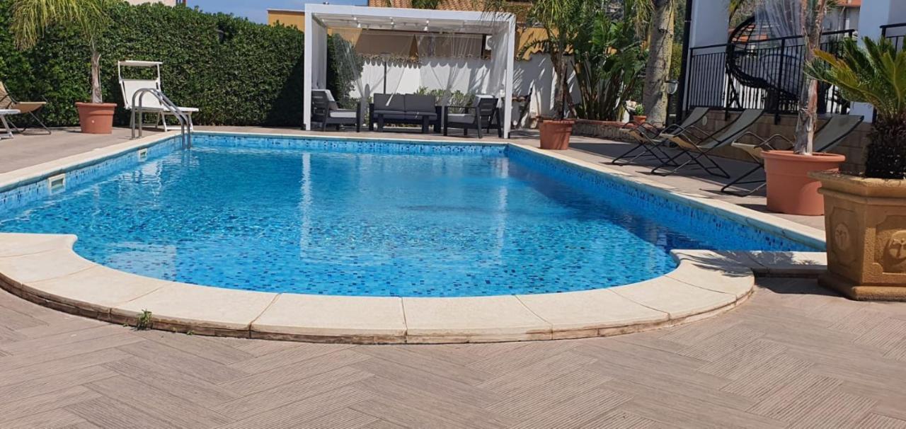 Villa Marianna Con Piscina Privata Ampi Spazi Esterni E Wifi Free Трабія Екстер'єр фото
